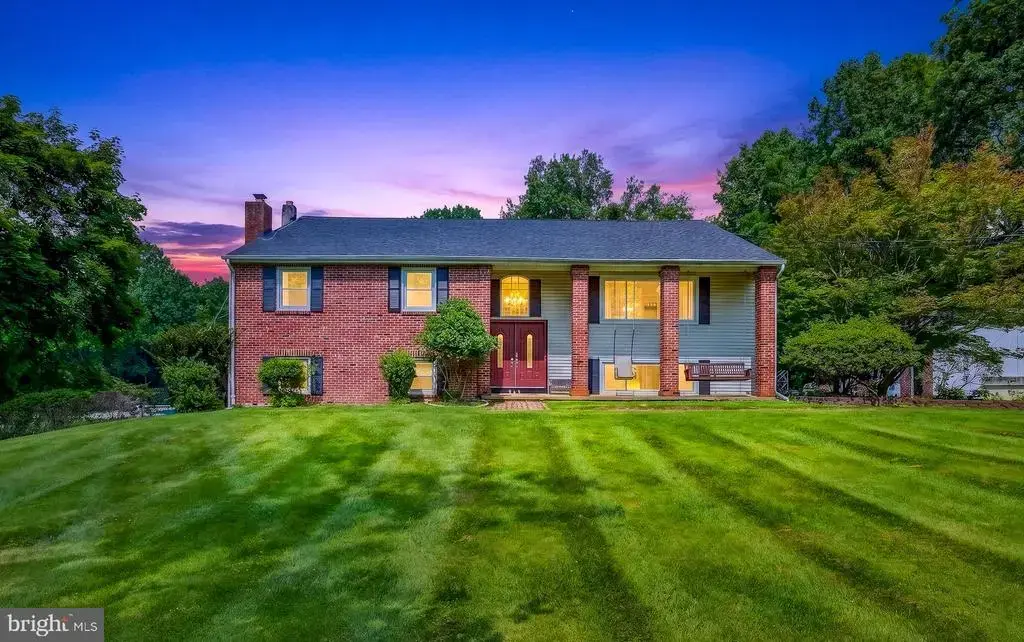 320 Barneston Rd, GLENMOORE