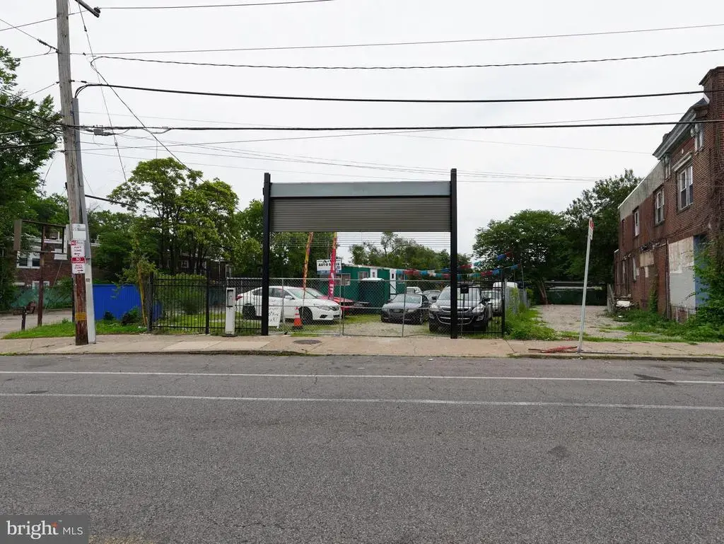 6067 Old York Rd, PHILADELPHIA