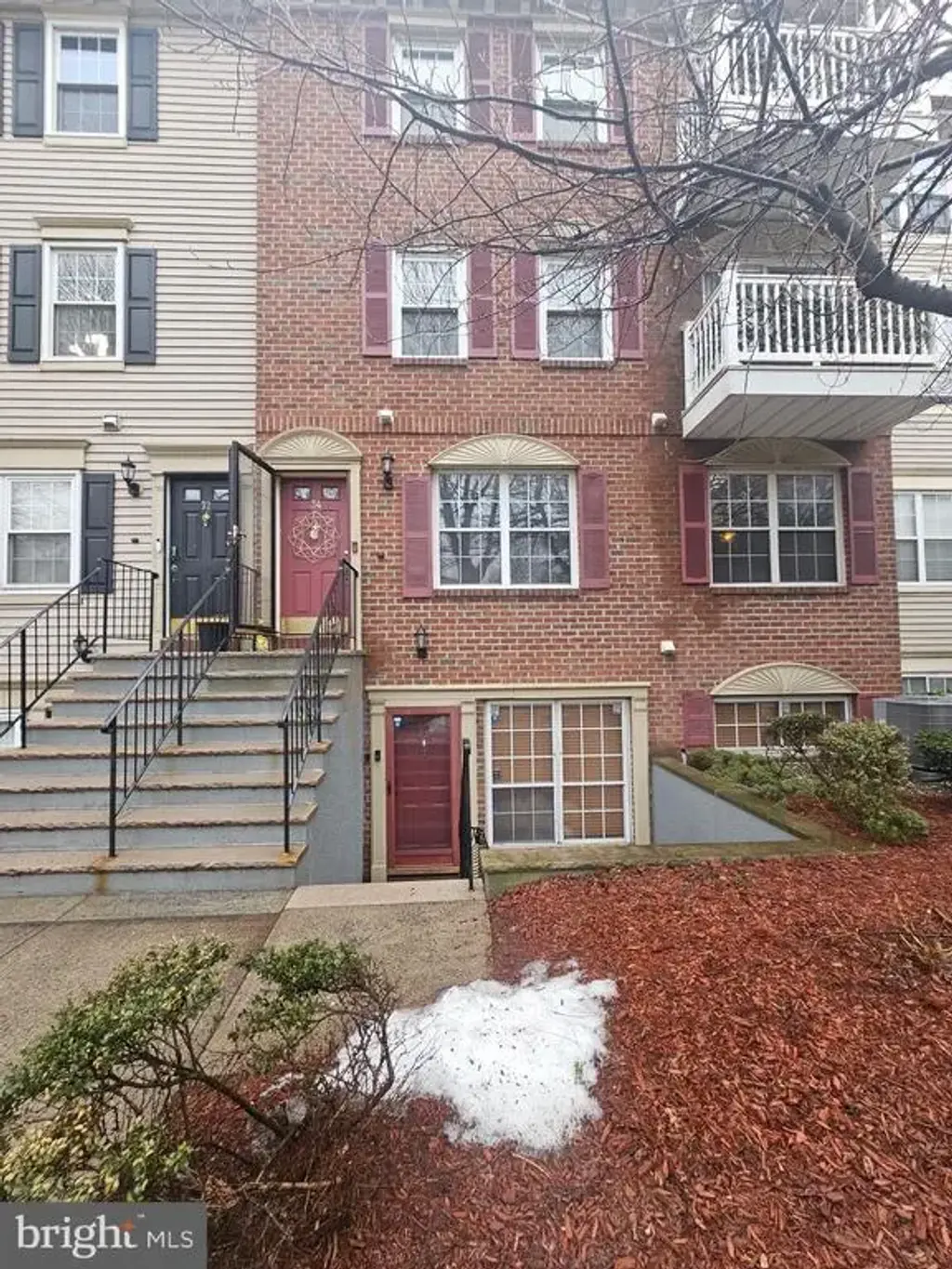 33 Seton Hall Drive, NEWARK