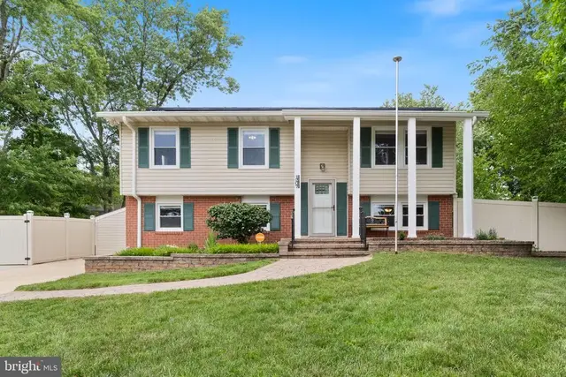 1207 Adams Ct, Waldorf