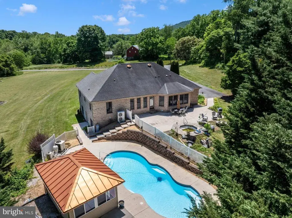 3448 Kaetzel, ROHRERSVILLE