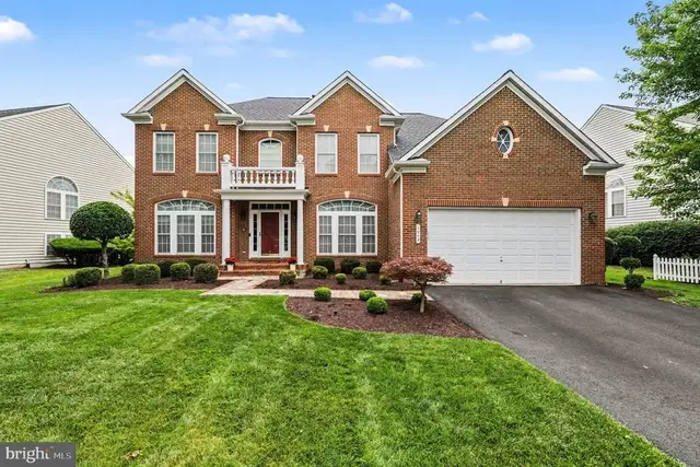 1942 Powells Landing Cir, Woodbridge