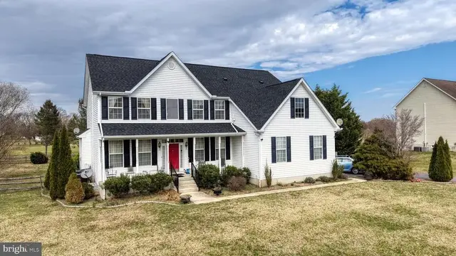 110 Masters Ln, Magnolia