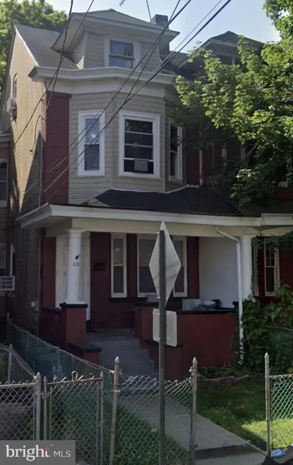 220 Highland Ave, TRENTON