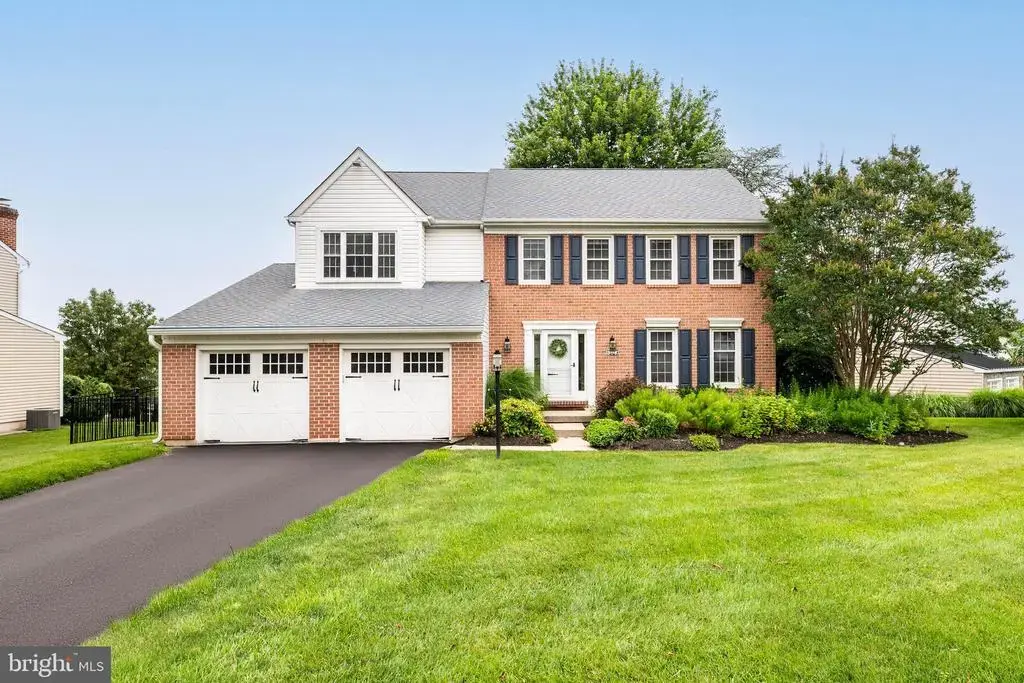 221 Cardinal Dr, CONSHOHOCKEN