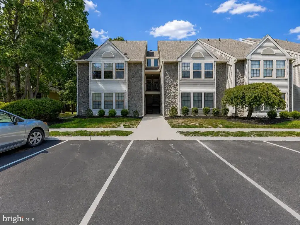 19 Summit Ct, MARLTON