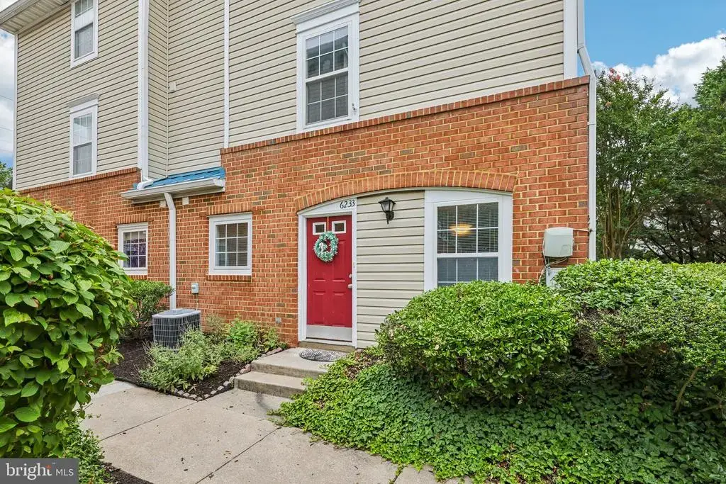 6233 Sandpiper Ct #1, ELKRIDGE