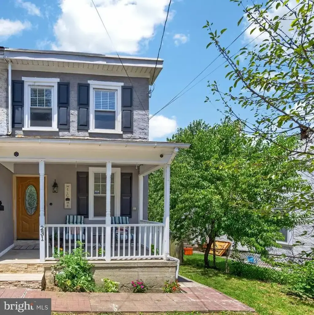 231 Prospect Ave, DOWNINGTOWN