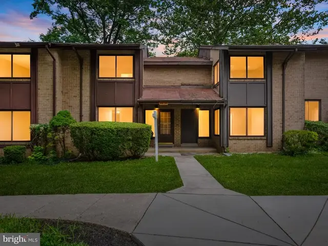 9436 Kilimanjaro Rd, Columbia