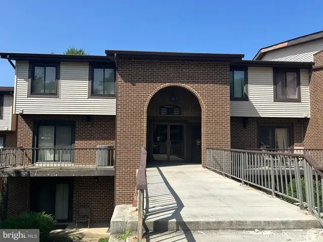 4928 W Brigantine Ct, Wilmington