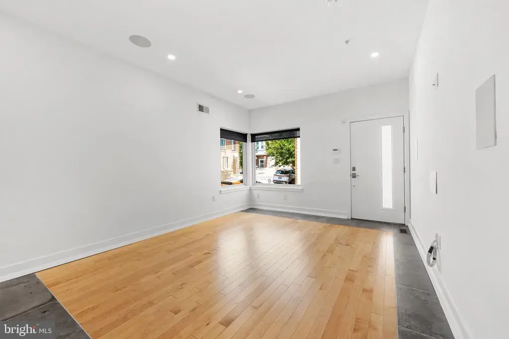 2300 E Dakota St, PHILADELPHIA