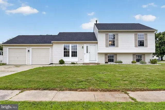 112 Ermine Dr, New Castle