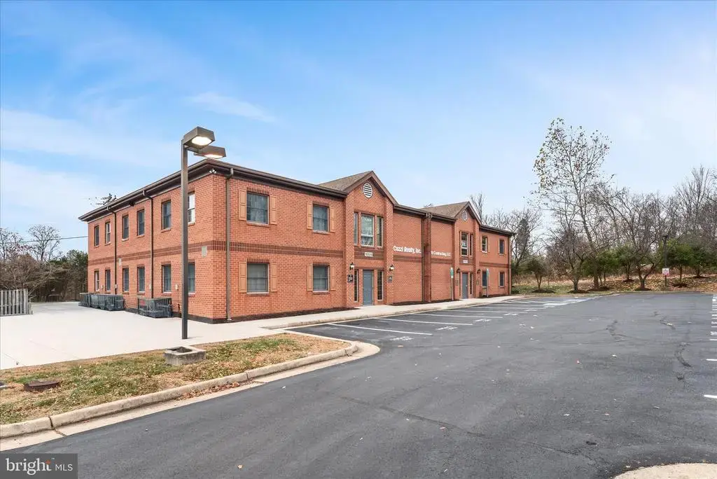 10521 Crestwood Dr #203, MANASSAS