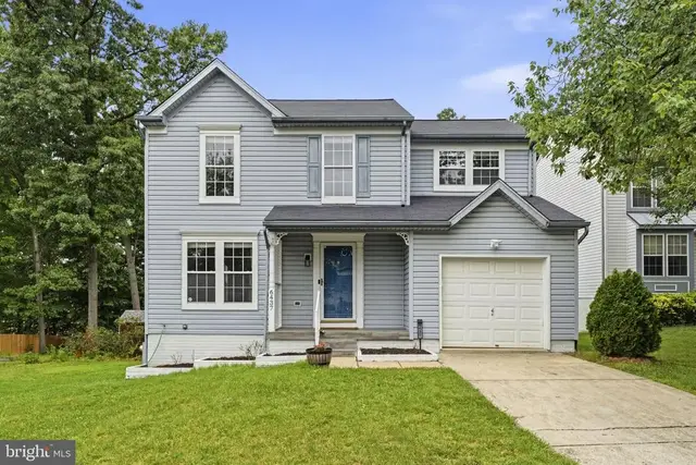 6437 Julie Ann Dr, Hanover