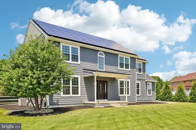 338 Wheatsheaf Dr, New Castle