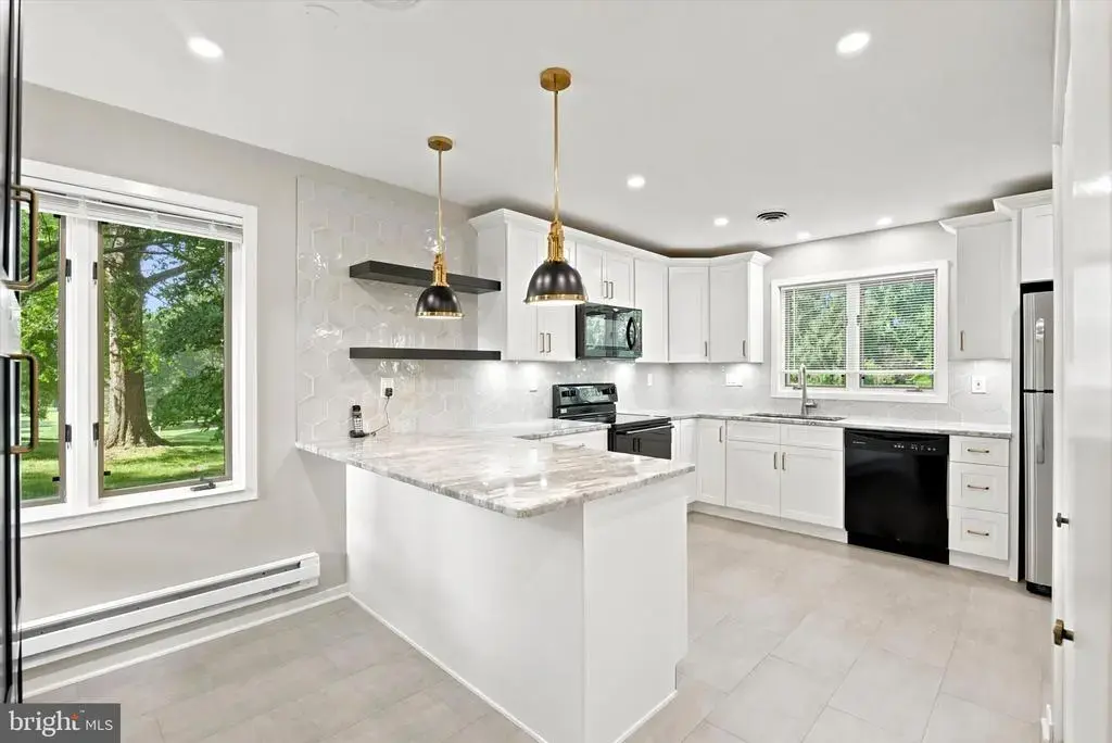 130 Chandler Dr #130, WEST CHESTER