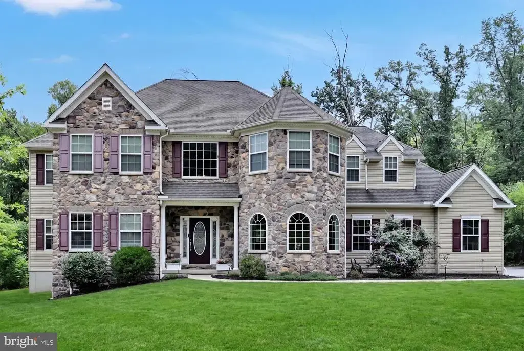 234 Crimson Ln, ELIZABETHTOWN