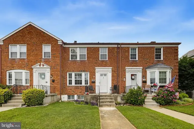 326 Stratford Rd, Catonsville