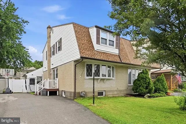 1403 Parklane Rd, Swarthmore