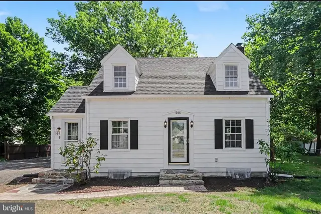 506 Hogestown Road, Mechanicsburg