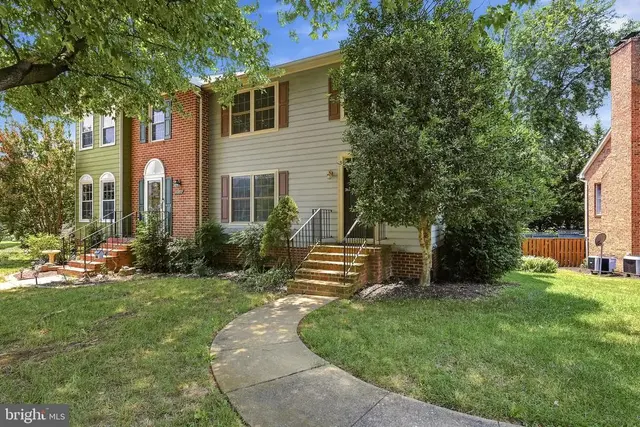 2055 Cidermill Ln, Winchester