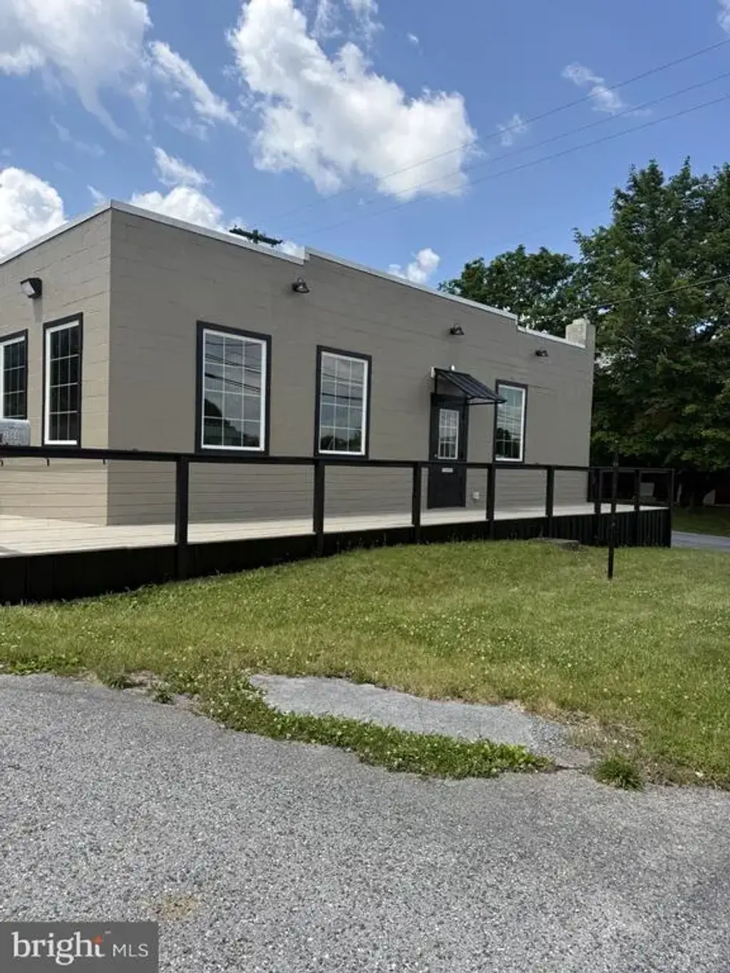 2000-east Main St, WAYNESBORO