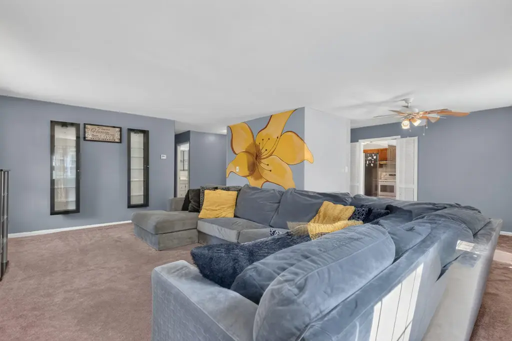6 Meadowbrook Pl, WILLINGBORO