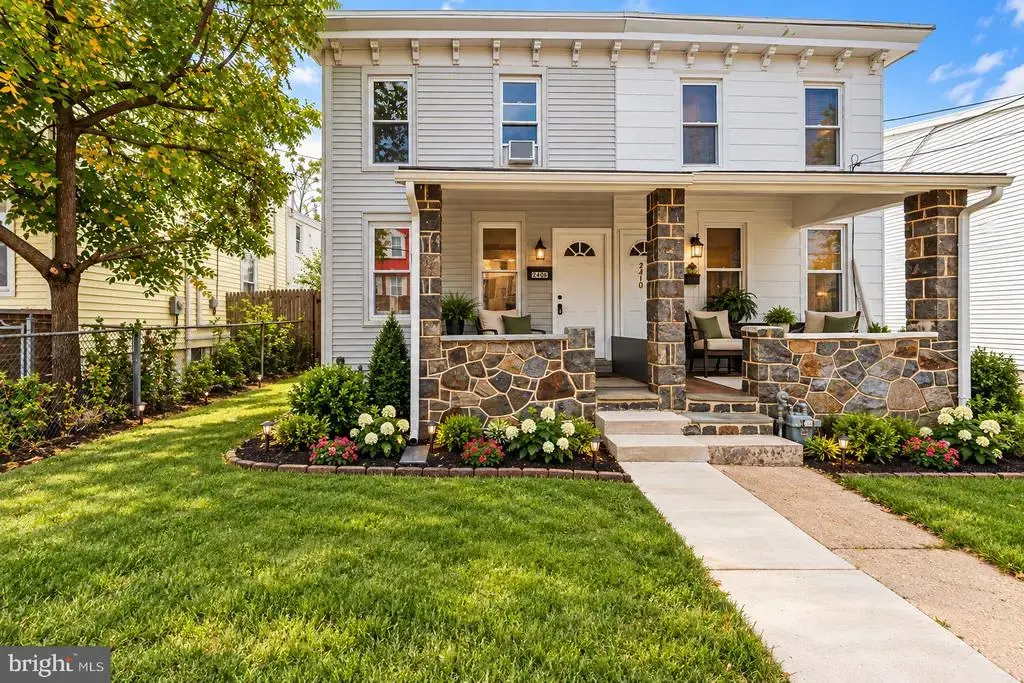 2408 W 2nd St, WILMINGTON