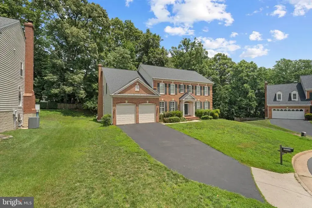 13004 Graphite Ct, CLIFTON