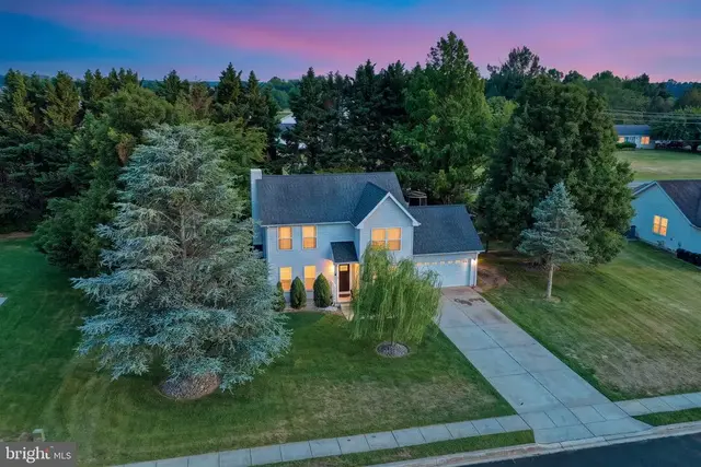 58 Sammon Dr, Clayton
