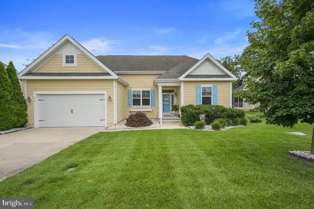 112 Pond Dr, Milton