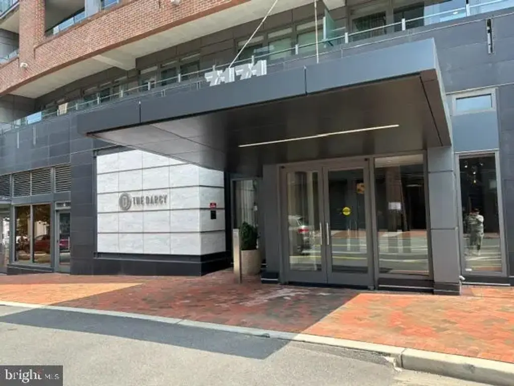 7171 Woodmont Ave #806, BETHESDA