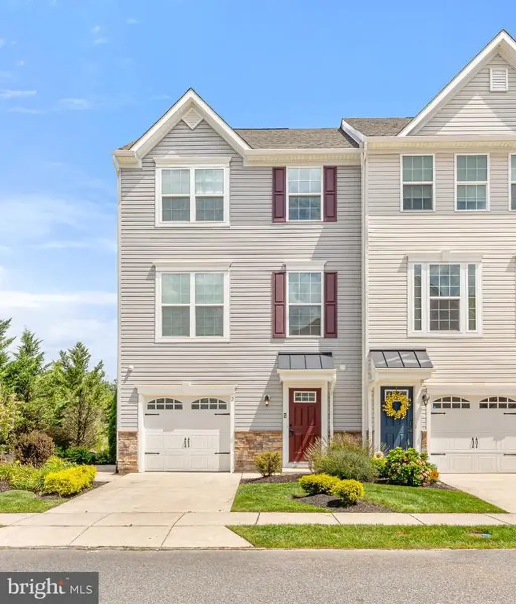 2 Sparrow Cir, SEWELL