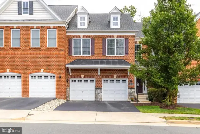 42936 Courtland Chase Sq, Ashburn