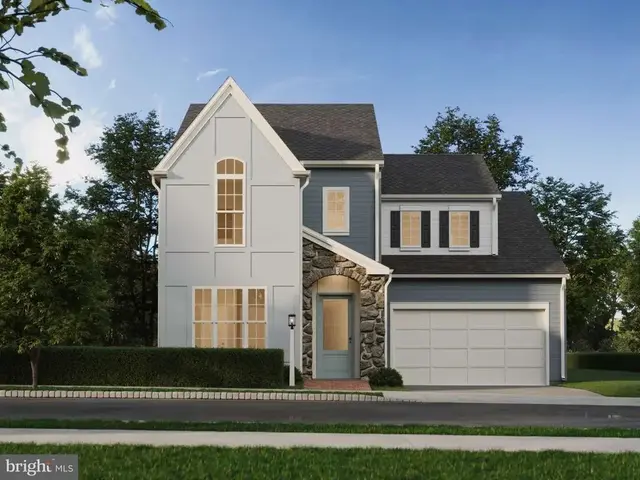3132 Overlook Dr, Mechanicsburg