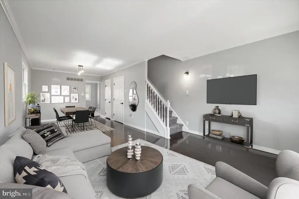 725 Mt Vernon Ave, FOLSOM