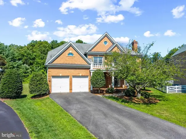 716 Pearson Point Pl, Annapolis