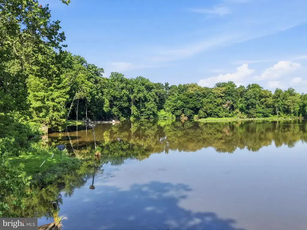220 Kirbys Landing Rd, MILLINGTON