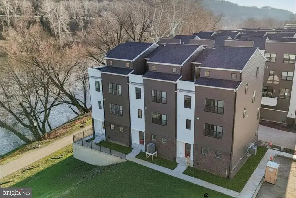 956 Riverplace Dr #56, CONSHOHOCKEN