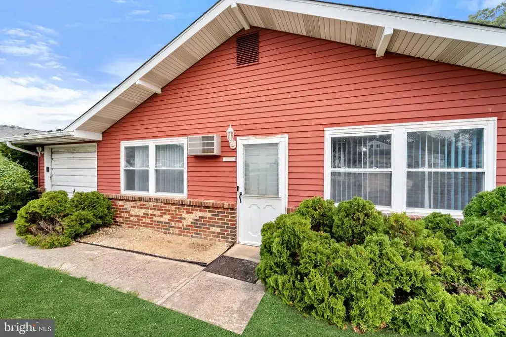 160 Elmtowne Blvd, HAMMONTON