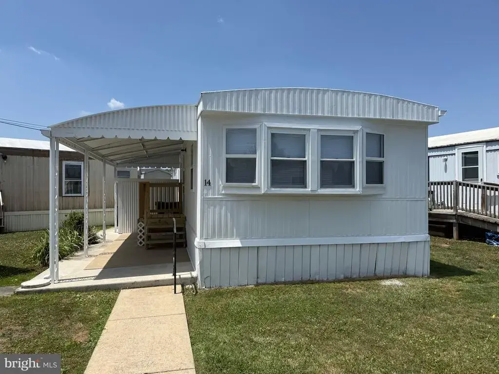 14 Hilltop Ave, AKRON