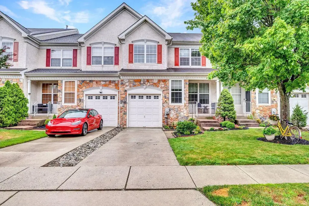 5 Carter Ln, MARLTON