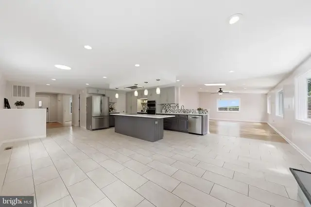 6113 Elaine Dr, Jefferson