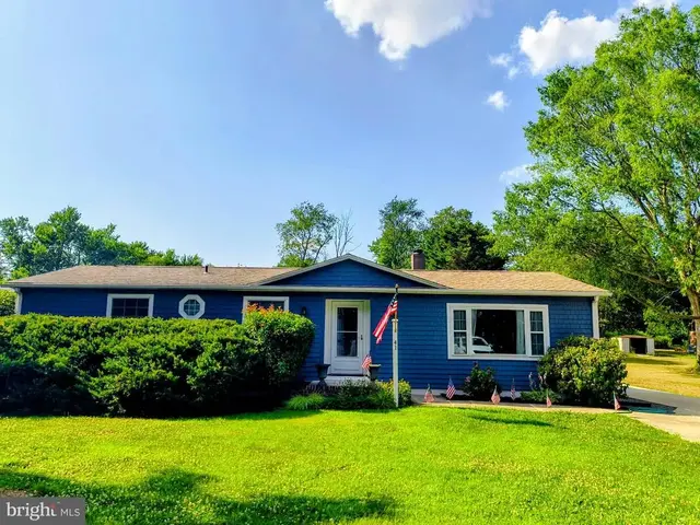 41 Beechwood Ave, Dover