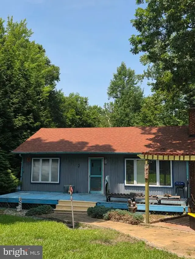 1124 Aztec Trl, Lusby