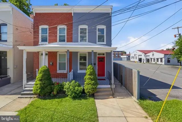 20 E 7th St, Frederick