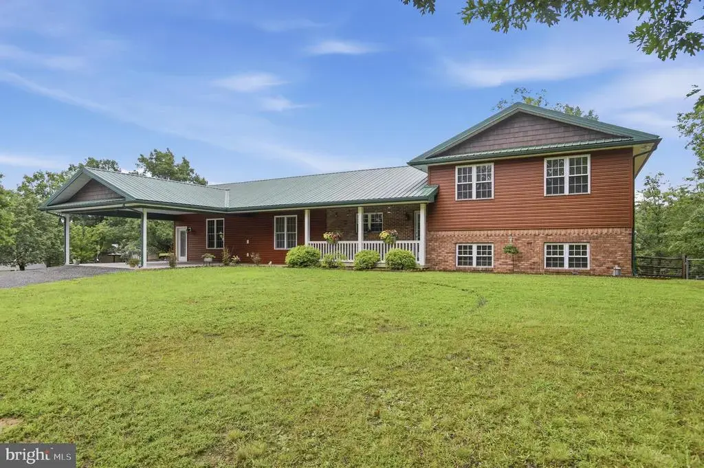 317 Grand View Dr, KEYSER