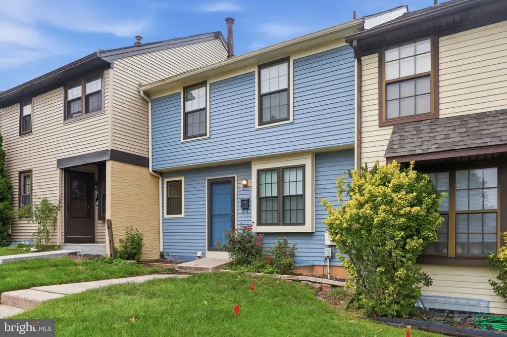 104 Hopkins Ct, NORTH WALES
