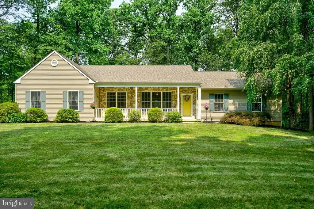1045 Mountainview Dr, QUAKERTOWN