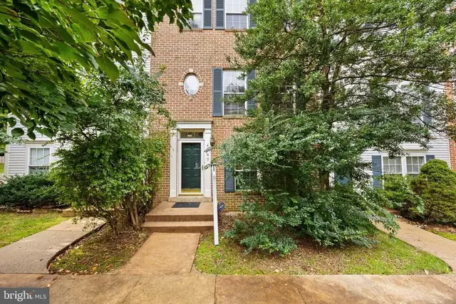 4097 Fountainside Ln, Fairfax